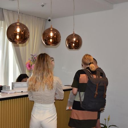 Hotel Ergi'S ดูร์เรส ภายนอก รูปภาพ