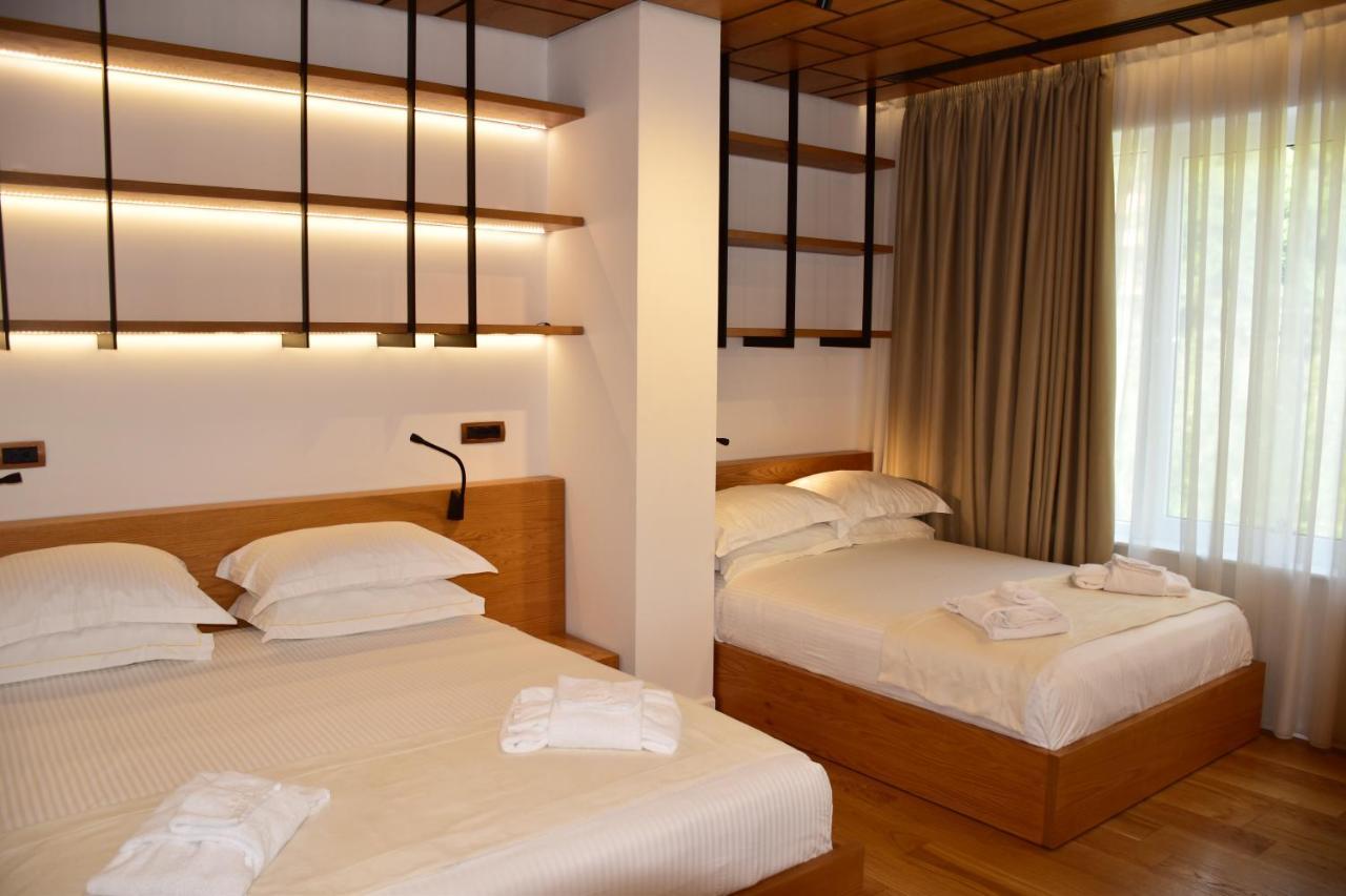Hotel Ergi'S ดูร์เรส ภายนอก รูปภาพ